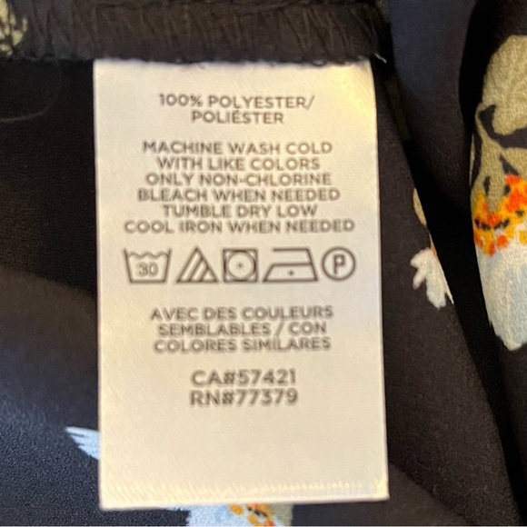 LOFT Black with Floral "Lily" Ruffle Cami XXL - Picture 9 of 9